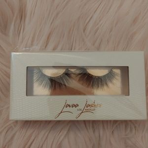 💖FIRM! NWT LAVAA LASHES PREMIUM FAUX MINK